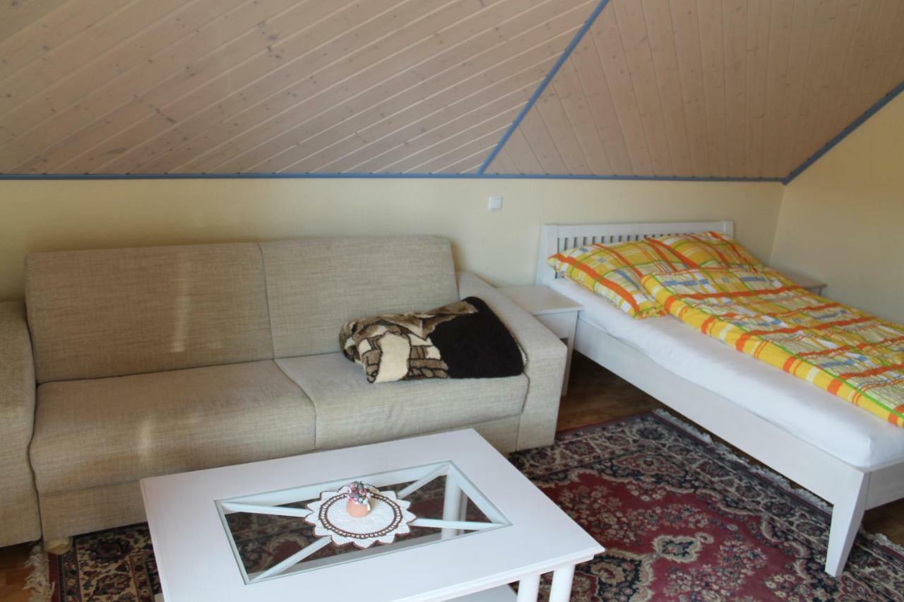 Schleid Bio-Bauernhof Rhoen מראה חיצוני תמונה